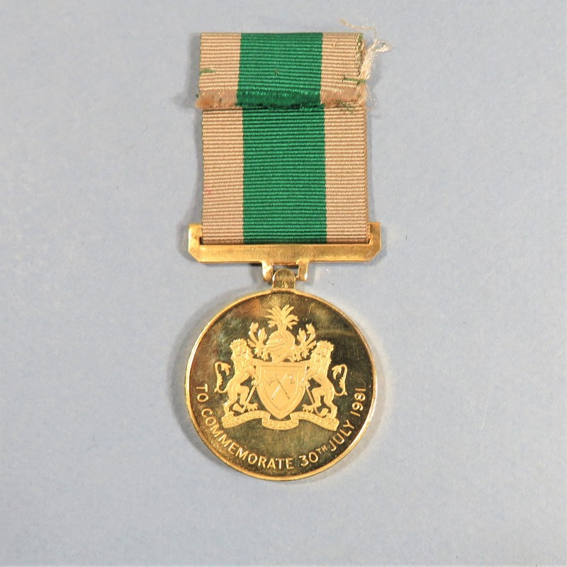 GAMBIE MEDAILLE COMMEMORATIVE DU 10 ème ANNIVERSAIRE DE L'INDEPENDANCE INDEPENDENCE COMMEMORATIVE MEDAL GAMBIA