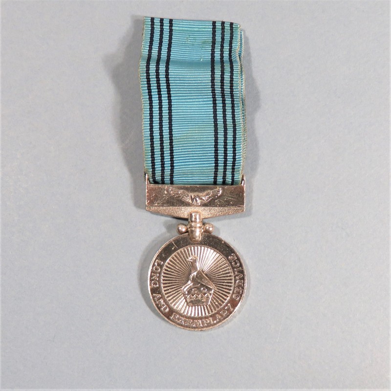 ZIMBABWE MEDAILLE POUR 15 ANS DE SERVICE DANS LES FORCES AERIENNES ATTRIBUEE AIR ARMY LONG SERVICE MEDAL 15 YEARS