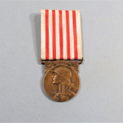 FRANCE MEDAILLE COMMEMORATIVE DE LA GRANDE GUERRE 1914-1918 ANCIENS COMBATTANTS