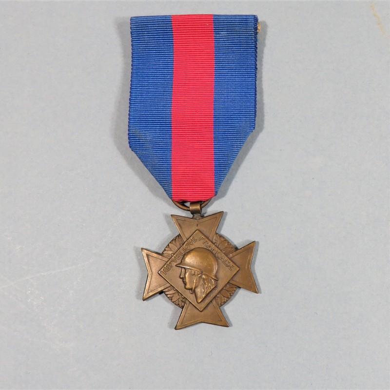 FRANCE MEDAILLE OU CROIX DES SERVICES MILITAIRES VOLONTAIRES OU MERITE MILITAIRE SECOND MODELE CLASSE BRONZE