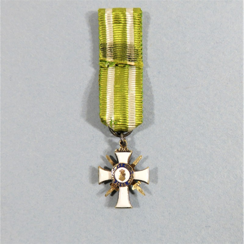 ALLEMAGNE SAXE REDUCTION MEDAILLE DE CHEVALIER DE L'ORDRE DE ALBERT LE VALEUREUX A TITRE MILITAIRE ALBERTUS ANIMOSUS 1850 °