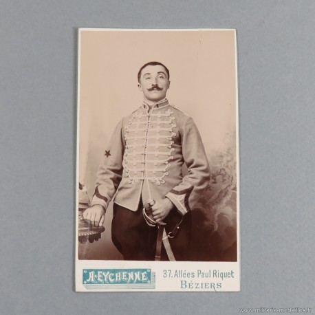 PHOTO CDV D'UN SOUS-OFFICIER ECLAIREUR DU 1 er REGIMENT DE HUSSARD CAVALERIE LEGERE VERS 1900