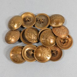 BOUTONS INFANTERIE TROUPE DIAMETRE 2.4 cm EPOQUE 1850-1915 GUERRE 1914 - 1918 CAPOTE ET UNIFORME