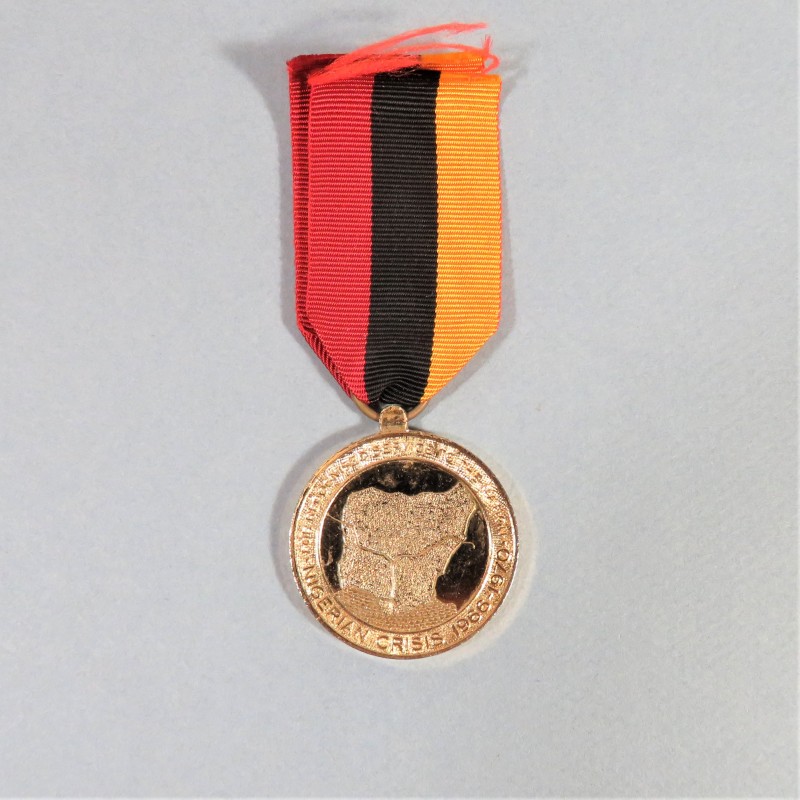 NIGERIA MEDAILLE ROCONNAISSANCE DE LA NATION CRISE DU BIAFRA 1966-1970 NIGERIAN CRISIS FOR RECOGNISED SERVICE TO THE NATION °