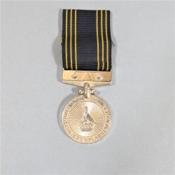 ZIMBABWE MEDAILLE MILITAIRE POUR 15 ANS DE SERVICE EXEMPLAIRE DANS LA POLICE FOR 15 YEARS SERVICE ATTRIBUEE NAMED °