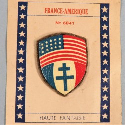 INSIGNE TISSU PATRIOTIQUE DRAPEAUX AMERICAIN ET FORCES FRANCAISES LIBRES FABRICATION MONBLASON LIBERATION 1945