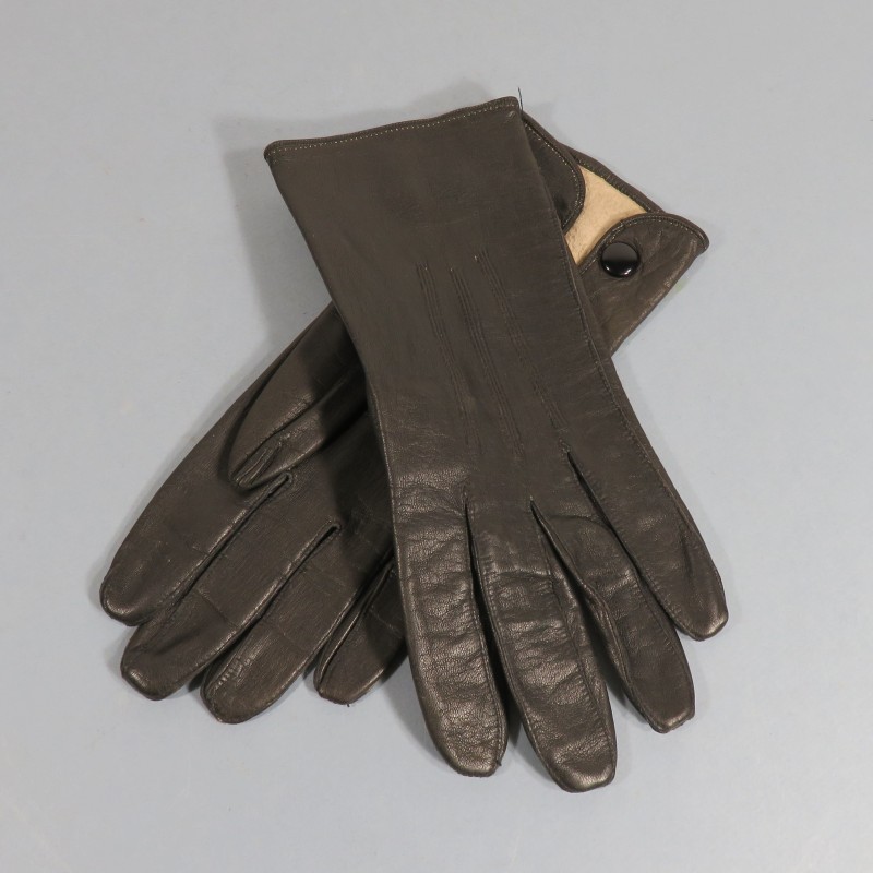 PAIRE DE GANTS EN CUIR NOIR POUR OFFICIERS TAILLE 7.1/2 CAVALERIE