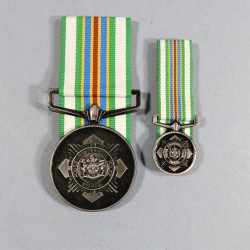 AFRIQUE DU SUD KWANDEBELE MEDAILLE DE LA POLICE SOUTH AFRICA POLICE ESTABLISHMENT MEDAL AVEC SA REDUCTION °