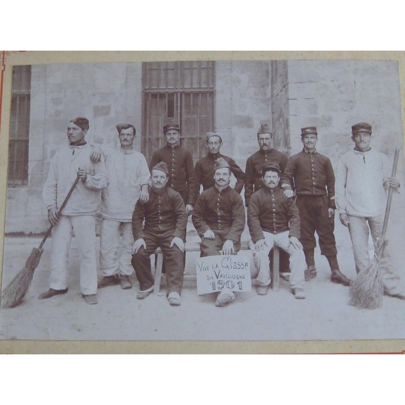 GRANDE PHOTO DU 58 ème REGIMENT D'INFANTERIE DE LIGNE "LES VAUCLUSIENS" CLASSE 1901