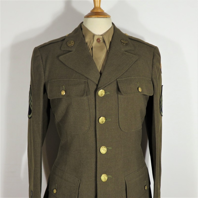 VAREUSE VESTE US MODELE 39 STAFF SERGENT 15TH USAAF BOMBARDEMENT AVIATION ARMY AIR FORCE INSIGNE EVASION ESCAPE INSIGNIA