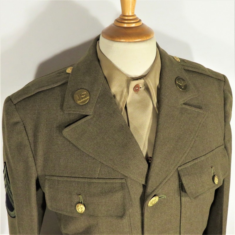 VAREUSE VESTE US MODELE 39 STAFF SERGENT 15TH USAAF BOMBARDEMENT AVIATION ARMY AIR FORCE INSIGNE EVASION ESCAPE INSIGNIA