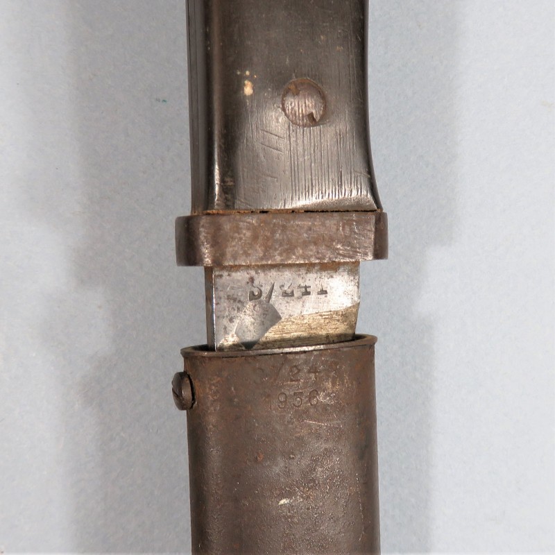 COUTEAU DE COMBAT 1944 INDOCHINE TRES BELLE REALISATION A PARTIR D'UNE BAIONNETTE ALLEMANDE 98K RECOUPEE LEGION ETRANGERE