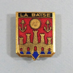 INSIGNE MILITAIRE MARINE BATEAUX LA BAISE PETROLIER FABRICATION AUGIS LYON