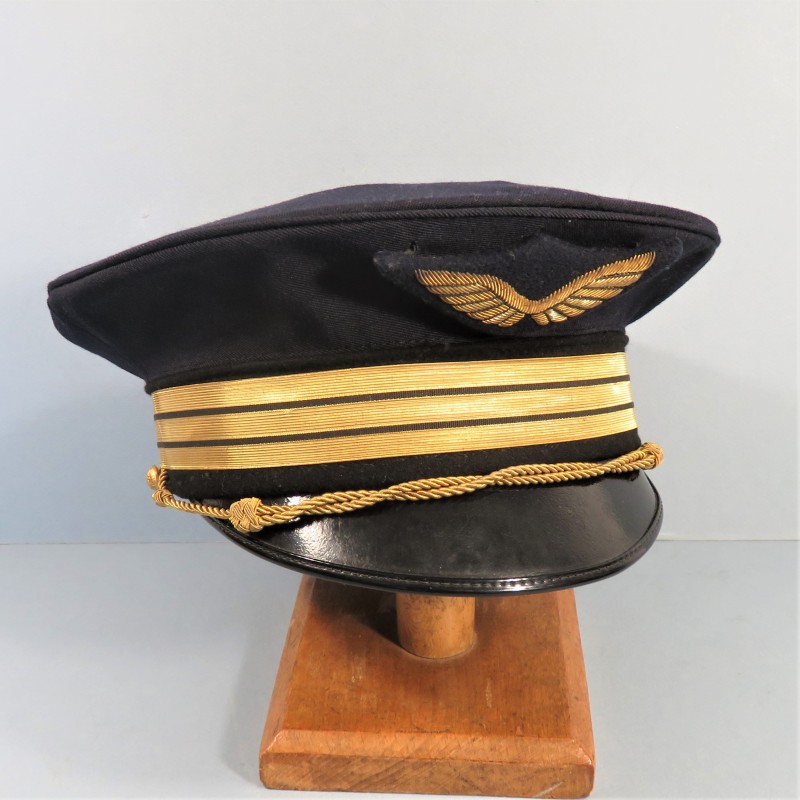 CASQUETTE ARMEE DE L'AIR CAPITAINE D'AVIATION ANNEES 1960 1970 TAILLE 56 MAITRE TAILLEUR BASE AERIENNE 117 A PARIS BA