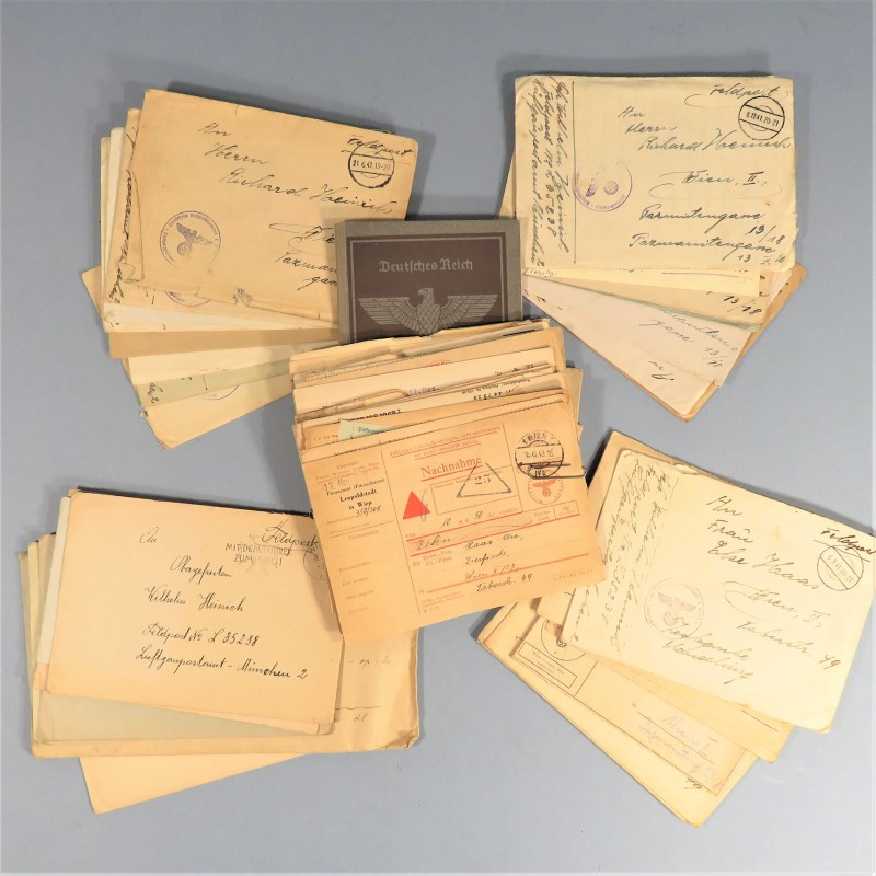 ENSEMBLE DE LETTRES COURRIERS ET DOCUMENTS IIIème REICH FELDPOST CORRESPONDANCE ET REPONCES D'UN CAPORAL CHEF ET SA FAMILLE