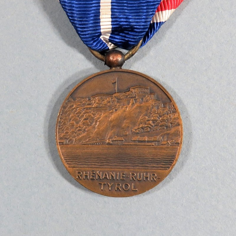 FRANCE MEDAILLE COMMEMORATIVE DES ANCIENS DE LA RHENANIE RUHR TYROLET OCCUPATION DE L'LLEMAGNE APRES LA GUERRE DE 1914 1918