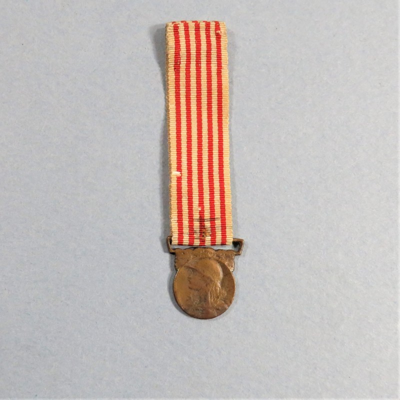 REDUCTION DE LA MEDAILLE COMMEMORATIVE DE LA GRANDE GUERRE 1914 1918 °