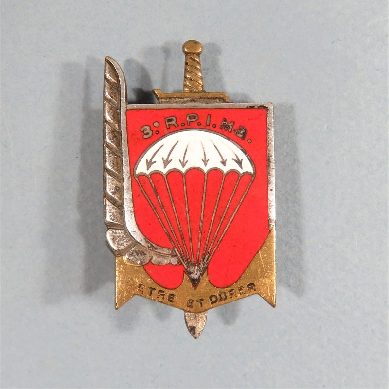 INSIGNE MILITAIRE DU 3 ème REGIMENT DE PARACHUTISTES DE L'INFANTERIE DE MARINE 3° RPIMA FABRICATION DRAGO ALGERIE