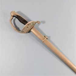 SABRE MODELE 1882 POUR OFFICIERS DE CHASSEURS GARDE DU TYPE CHASSEURS DE VINCENNES LAME DROITE FAB. BARRE A PARIS