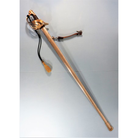 SABRE MODELE 1890 POUR OFFICIERS D'INFANTERIE GARDE DU TYPE COLONEL DERUE LAME DROITE FAB. B.F.