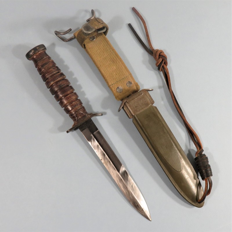 COUTEAU DE COMBAT USM3 CAMILLUS MARQUAGE GARDE FOURREAU USM8  B.M.CO. NUMEROTE SUR LE POMMEAU