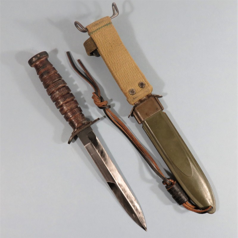 COUTEAU DE COMBAT USM3 CAMILLUS MARQUAGE GARDE FOURREAU USM8  B.M.CO. NUMEROTE SUR LE POMMEAU