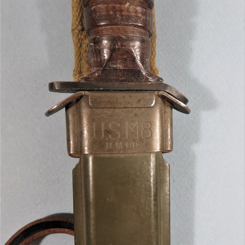 COUTEAU DE COMBAT USM3 CAMILLUS MARQUAGE GARDE FOURREAU USM8  B.M.CO. NUMEROTE SUR LE POMMEAU