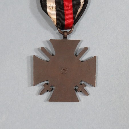 MEDAILLE ALLEMANDE CROIX D'HONNEUR DE FER OU DE GUERRE ANCIENS COMBATTANT 1914 1918