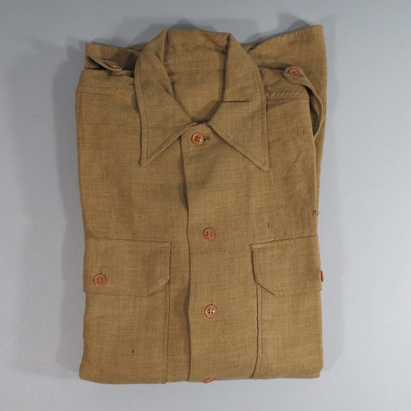 CHEMISE AMERICAINE US TROUPE MODELE 1937 AVEC RABAT ANTIGAZ FRANCISEE INDOCHINE AVEC RAJOUT D'EPAULETTES