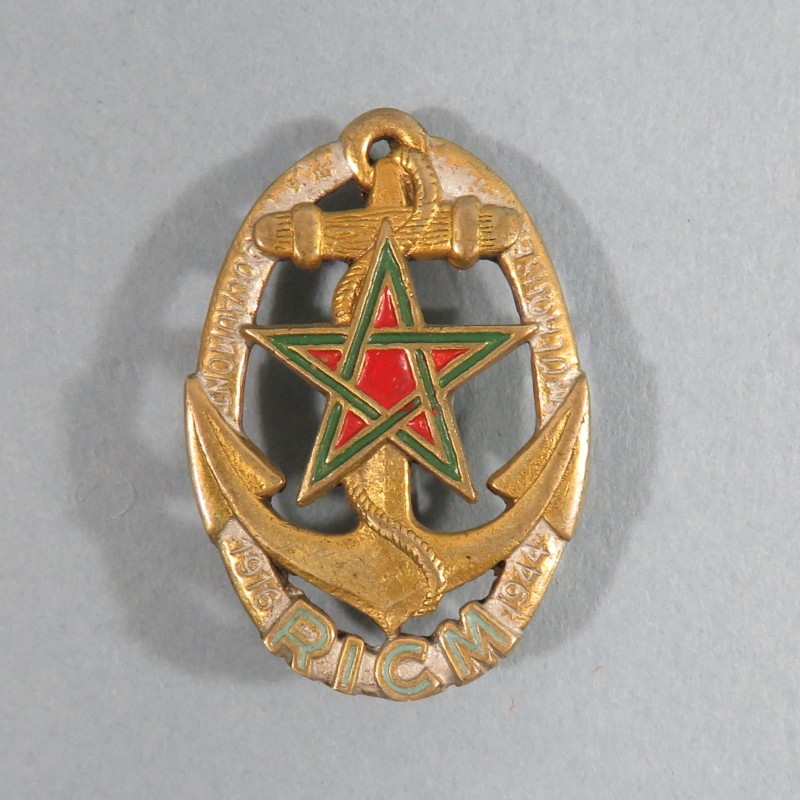 INSIGNE MILITAIRE REGIMENT D'INFANTERIE COLONIALE DU MAROC FABRICATION SURMOULAGE INDOCHINE