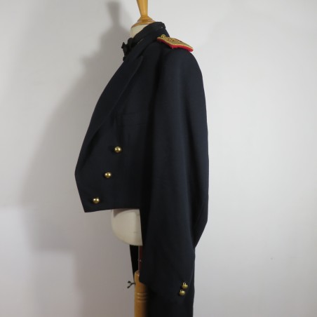 UNIFORME DE GALA DE COLONEL DE SPAHIS VESTE A QUEUE DE PIE PANTALON ET GILET ROUGE TRADITION CAVALERIE DATE 1953