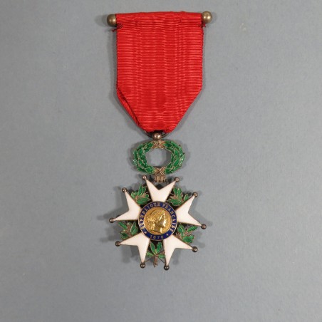 FRANCE MEDAILLE DE CHEVALIER DE L'ORDRE DE LA LEGION D'HONNEUR 3 ème REPUBLIQUE EN ARGENT