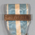 MEDAILLE COLONIALE BELIERE BIFACE AVEC BARRETTE ALGERIE A CLAPET FABRICATION MERCIER 1895 - 1913