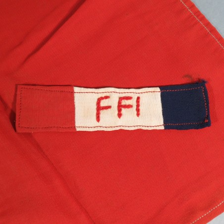 ENSEMBLE FFI BRASSARD DRAPEAU BANDE DE POITRINE DE BOURBON L'ARCHAMBAULT ALLIER ET BRASSARDS ANCIEN COMBATTANT