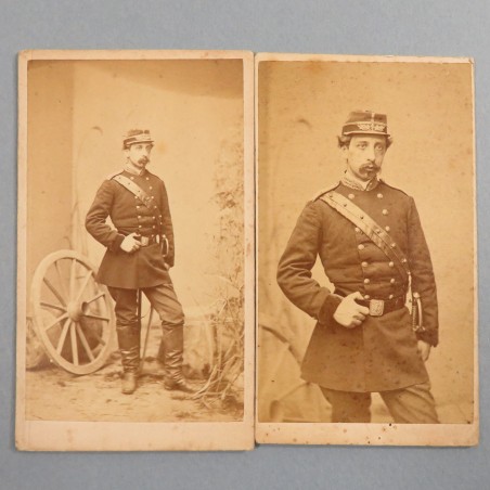 LOT DE 2 PHOTOS CDV D'UN INFIRMIER MEDECIN GARDE MOBILE OU NATIONAL INFANTERIE SECOND EMPIRE FRANCS TIREURS 1870-1871