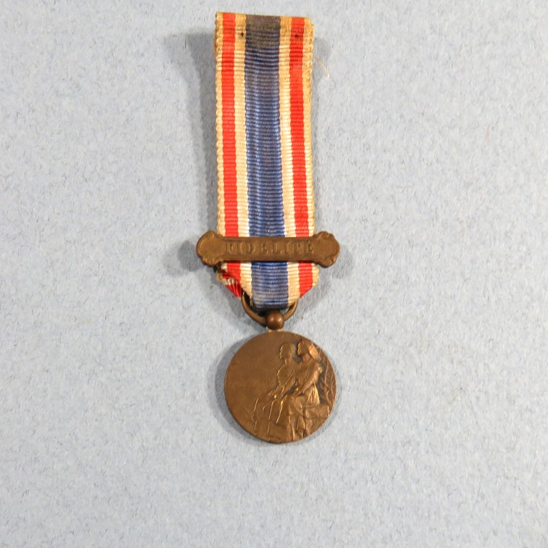 FRANCE REDUCTION DE LA MEDAILLE DE LA FIDELITE AVEC SA BARRETTE FIDELITE CLASSE BRONZE ALSACE LORRAINE °