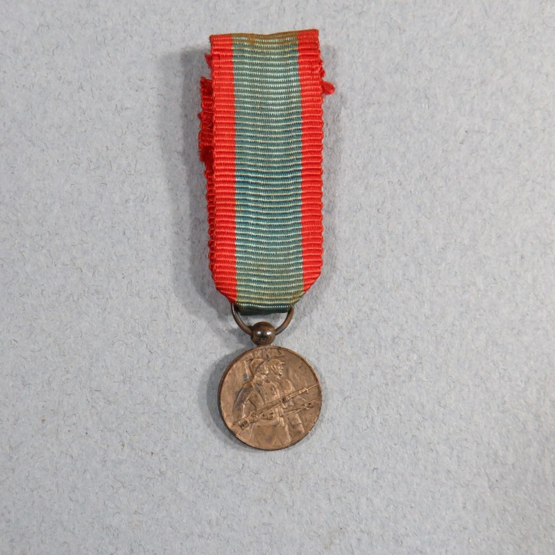 FRANCE REDUCTION DE LA MEDAILLE DE L'ARTOIS VILLE D'ARRAS 1914-1918 °