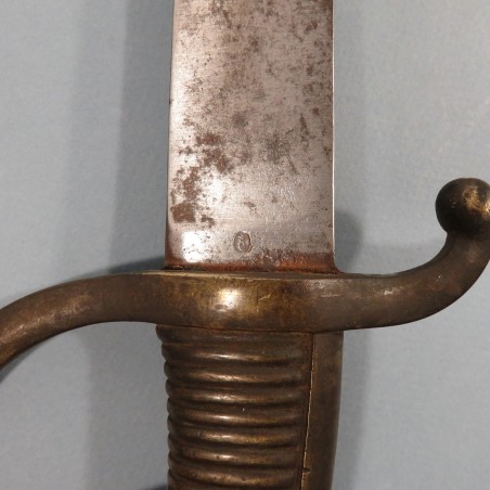 SABRE BRIQUET INFANTERIE MODELE AN XI PREMIER EMPIRE ET SECOND EMPIRE LAME DATEE 1831 AVEC SON FOURREAU