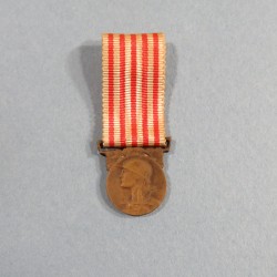 FRANCE REDUCTION DE LA MEDAILLE COMMEMORATIVE DE LA GRANDE GUERRE 1914-1918 °