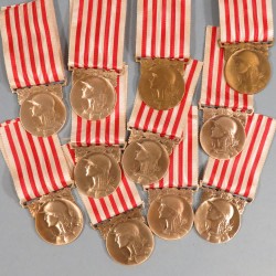 FRANCE MEDAILLE COMMEMORATIVE DE LA GRANDE GUERRE 1914-1918 ANCIENS COMBATTANTS DE LA PREMIERE GUERRE