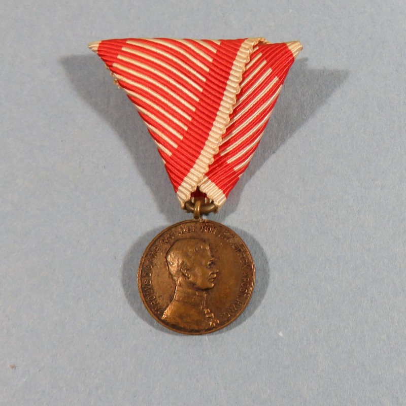 AUTRICHE REDUCTION DE LA MEDAILLE DU COURAGE CHARLES I er 1916 - 1918 FORTITUDINI °