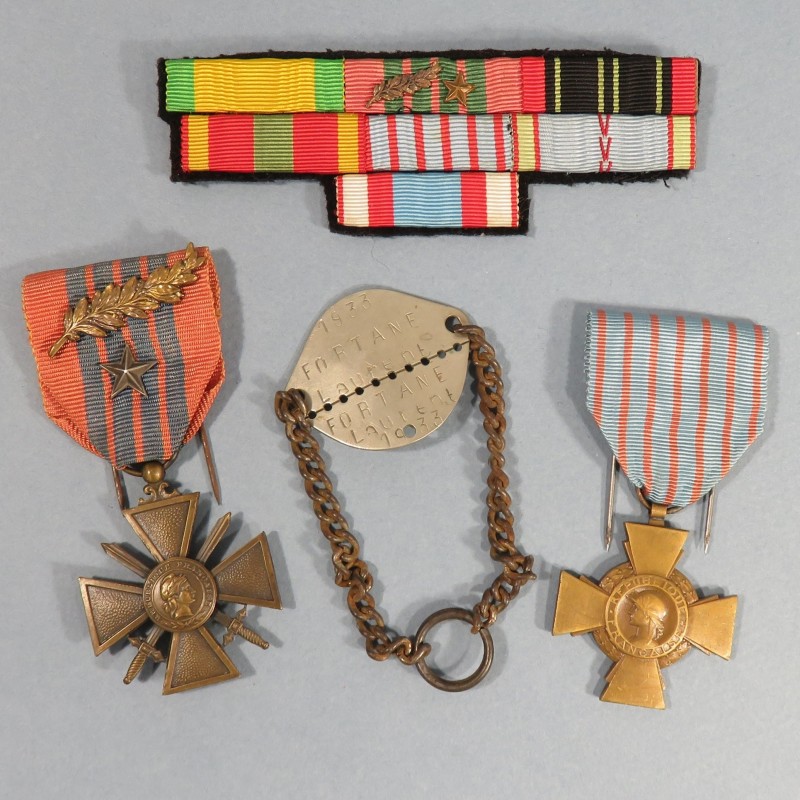 ENSEMBLE ANCIEN SOUS OFFICIER PLAQUE CROIX DE GUERRE RAPPEL LIBERATION 1939 - 1945 ALGERIE CROIX DU COMBATTANT