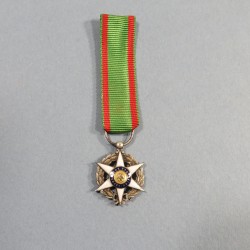 FRANCE REDUCTION DE LA MEDAILLE DE CHEVALIER DE L'ORDRE DU MERITE AGRICOLE FRANCAIS 1883 °