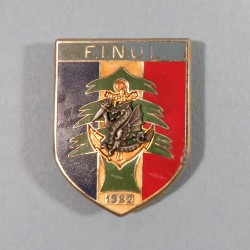 INSIGNE MILITAIRE DU 8 ème REGIMENT DE PARACHUTISTES D'INFANTERIE DE MARINE 8° RPIMA FINUL 1982 FABRICATION DELSART