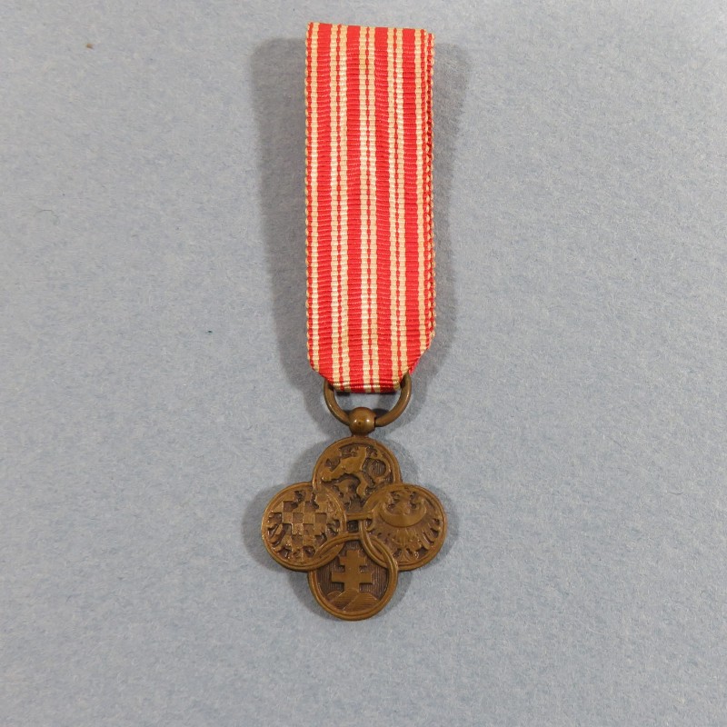 TCHECOSLOVAQUIE REDUCTION DE LA MEDAILLE CROIX DE GUERRE 1914 1918 WAR CROSS ORDER MEDAL °