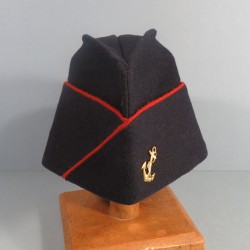 CALOT TROUPE MODELE 1947 INFANTERIE OU ARTILLERIE COLONIALE OU DE MARINE AVEC ANCRE TAILLE 59