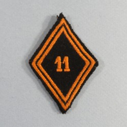 INSIGNE LOSANGE MODELE 1945 DU 11 ème RPC REGIMENT PARACHUTISTE DE CHOC 1957 1961