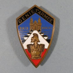 INSIGNE MILITAIRE 1ere ARMEE DE LIBERATION RHIN DANUBE GENIE ARMISTICE FABRICATION 1944 1945 CHOBILLON PARIS