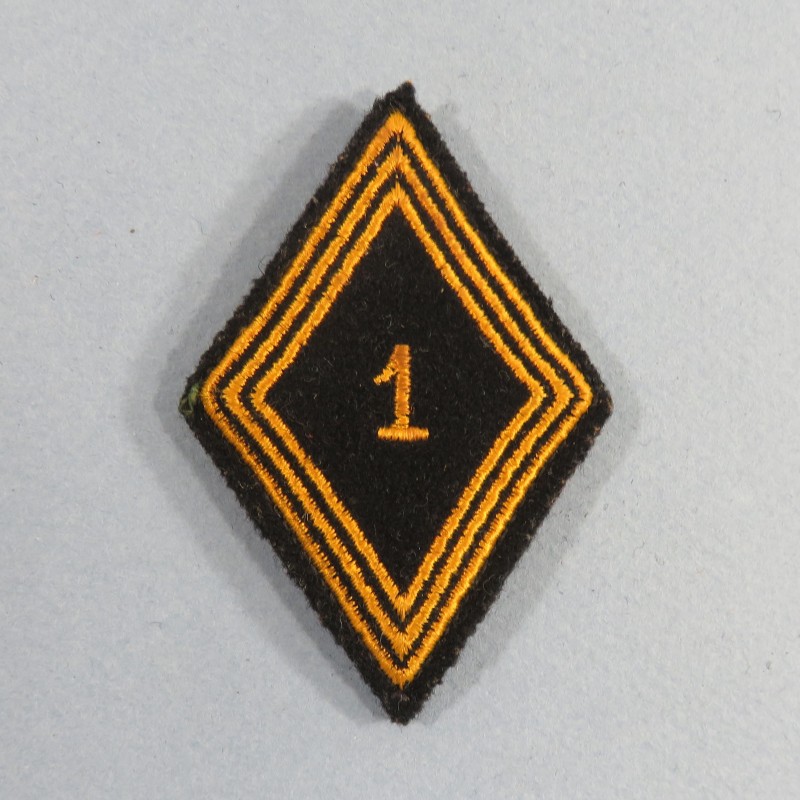 INSIGNE LOSANGE MODELE 1945 DU 1 er RCP REGIMENT DE CHASSEURS PARACHUTISTES 1950 1960