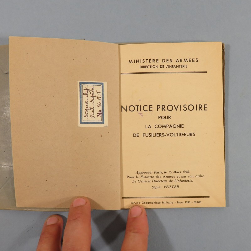 MANUEL D'INSTRUCTION NOTICE COMPAGNIE DE FUSILLERS VOLTIGEURS NOMINATIF AU 4 RTT TIRAILLEURS TUNISIENS 1946